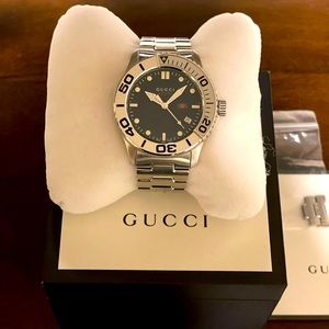 Men Gucci Watch 44mm